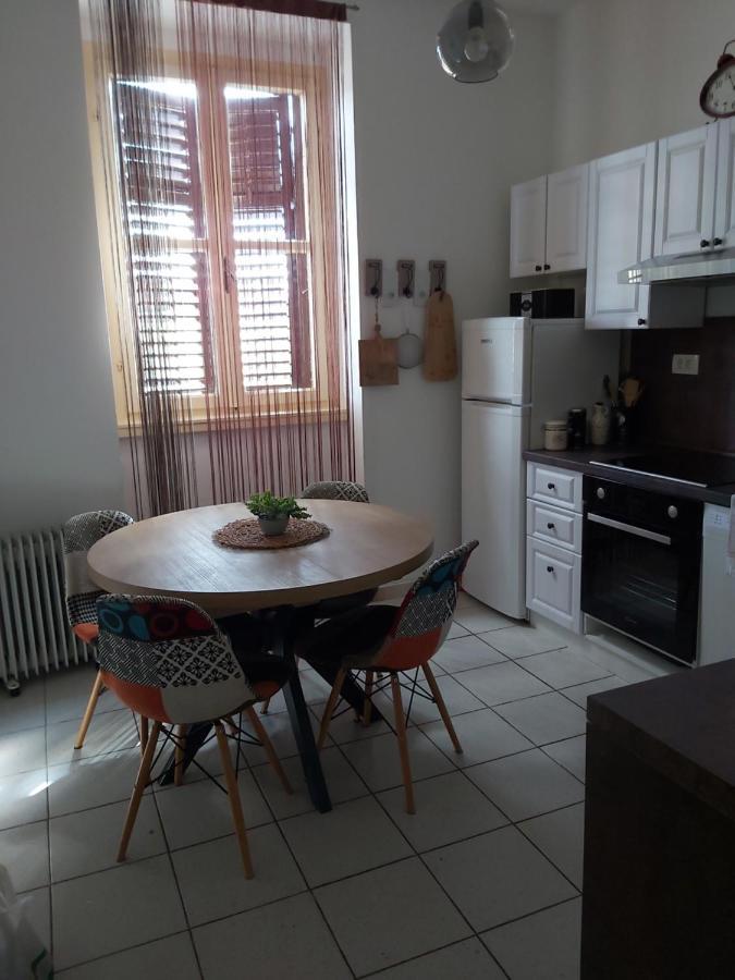 Apartamento Karmen Zadar Exterior foto